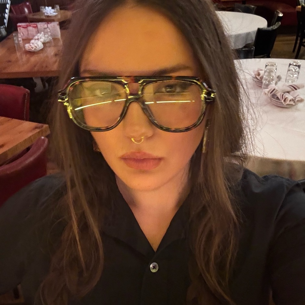 Meet your Posher, Lucia